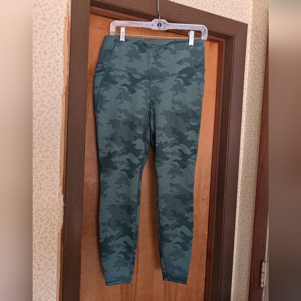 All in Motion Green Camo Leggings